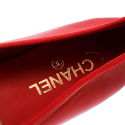 Pre Owned حذاء باليه فلات شانيل CC جلد وردي مقدمة متباينة بفيونكة مقاس 38.5