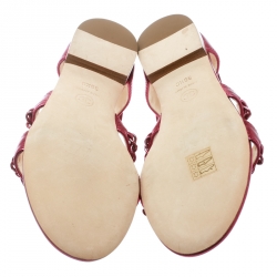 مملوكة مسبقًا Chanel Metallic Pink Leather CC Chain Link Flat Sandals Size 39.5