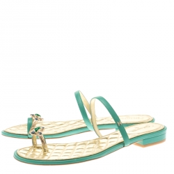 مملوكة مسبقًا Chanel Green Leather Enamel Embellished Toe Ring Flat Sandals Size 36.5