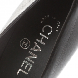 Pre Owned Chanel Black Leather CC Cap Toe Chain Detail Platform Pumps Size 38.5