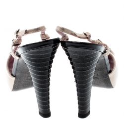 Pre Owned Chanel Beige/Black Glitter Textured Patent Leather Cut Out Detail Cap Toe CC Slingback Sandals Size 39.5