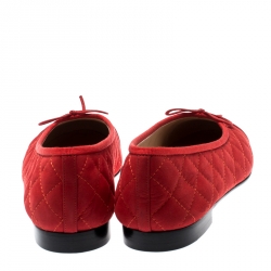 Pre Owned Chanel Red Quilted Suede CC Cap Toe Ballet Flats Size 40.5