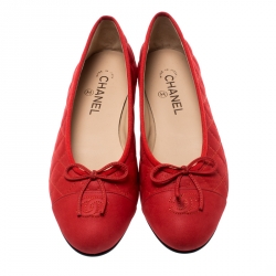 Pre Owned Chanel Red Quilted Suede CC Cap Toe Ballet Flats Size 40.5