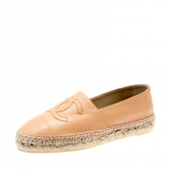 مملوكة مسبقًا Chanel Beige Leather CC Espadrilles Size 39