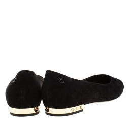 Pre Owned حذاء فلات باليه شانيل CC ساتان وسوي دي أسود مقاس 39