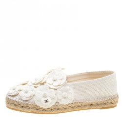 مملوكة مسبقًا Chanel White Canvas CC Camellia Espadrilles Size 40