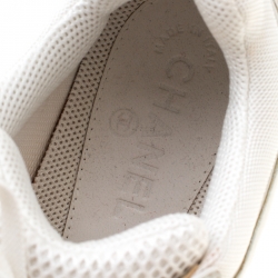 Pre Owned Chanel White Leather And Mesh CC Logo Lace Up Sneakers Size 38
