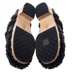 مملوكة مسبقًا Chanel Metallic Black Camellia Embellished CC Lock Wooden Clogs Size 40.5