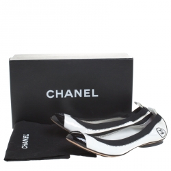 Pre Owned حذاء فلات باليه شانيل CC مجعد جلد لامع أبيض/ أسود مقاس 37.5