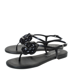 Pre Owned Chanel Black Leather CC Camellia Flat Thong Sandals Size 38.5