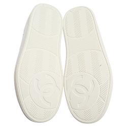 Pre Owned Chanel White Leather Low Top Sneakers Size 37
