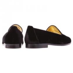 مملوكة مسبقًا حذاء شانيل مخمل أسود CC سموكينج مقاس 37.5