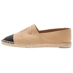 مملوكة مسبقًا Chanel Beige and Black Leather CC Espadrilles Size 40