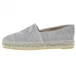 مملوكة مسبقًا Chanel Beige Suede CC Espadrilles Size 39