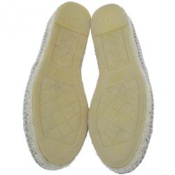 مملوكة مسبقًا Chanel Beige Suede CC Espadrilles Size 39