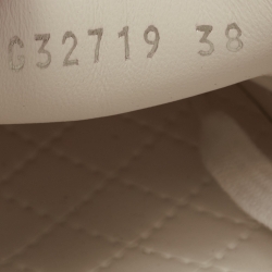 Pre Owned Chanel White Leather and Rubber CC Low Top Sneakers Size 38