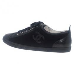 Pre Owned حذاء شانيل جلد مبطن أسود و كانفاس رياضي مقاس 39.5
