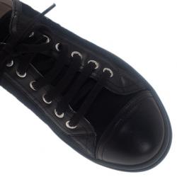 Pre Owned حذاء شانيل جلد مبطن أسود و كانفاس رياضي مقاس 39.5