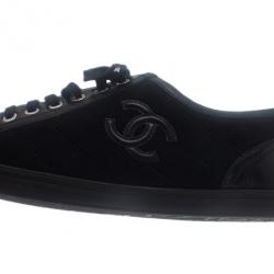 Pre Owned حذاء شانيل جلد مبطن أسود و كانفاس رياضي مقاس 39.5