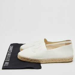 Pre Owned Chanel White Leather Interlocking CC Logo Espadrille Flats Size 39