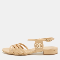 Pre Owned Chanel Beige Leather CC Strappy Sandals Size 40