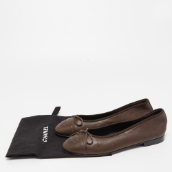 Pre Owned Chanel Brown Leather CC Bow Ballet Flats Size 38