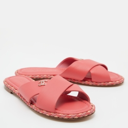 Pre Owned Chanel Peach Leather Braided Trim Criss Cross CC Flat Slides Size 36