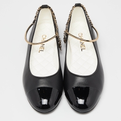 Pre Owned Chanel Black Leather and Patent CC Chain Cap Toe Ballet Flats Size 38.5