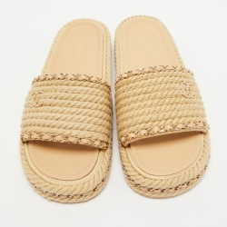 مملوكة مسبقًا Chanel Beige Tweed and Leather Flat Slides Size 39 