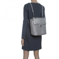Pre Owned Chanel Silver Chevron Quilted Leather Urban Spirit Backpack