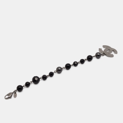 Pre Owned Chanel CC Black Beads Faux Pearl Silver Tone Charm Bracelet 