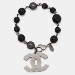 Pre Owned Chanel CC Black Beads Faux Pearl Silver Tone Charm Bracelet 