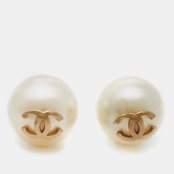 Pre Owned Chanel CC Faux Pearl Gold Tone Stud Earrings