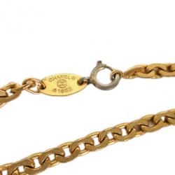 مملوكة مسبقًا Chanel Vintage CC Crystal Necklace