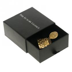 مملوكة مسبقًا بروش شانيل لون ذهبي حقيبة قلاب فينتدج