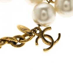 مملوكة مسبقًا Chanel Vintage Faux Pearl Gold Plated Long Necklace