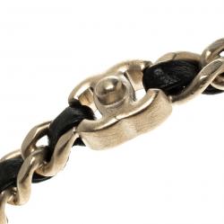 مملوكة مسبقًا سوار شانيل سلسلة لون ذهبي مغزول جلد أسود CC 21 سم