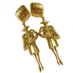 مملوكة مسبقًا Chanel Vintage Mademoiselle Earrings