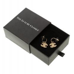 Pre Owned Chanel CC Textured Gold Tone Drop Earrings