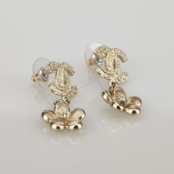 Pre Owned Chanel CC Camellia Pink Flower Gold Tone Drop Earrings