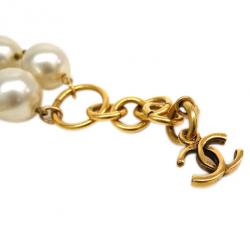 مملوكة مسبقًا Chanel Vintage Faux Pearls Gold Tone Choker Necklace