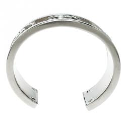 Pre Owned سوار شانيل CC مفتوح فضي اللون