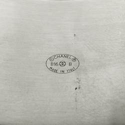 Pre Owned سوار شانيل CC مفتوح فضي اللون