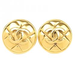 Pre Owned أقراط شانيل فينتدج CC ذهبية اللون بكلبس