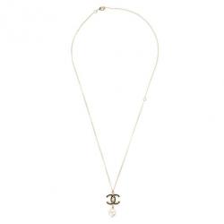 مملوكة مسبقًا Chanel CC Black Enamel and Dangle Pearl Necklace