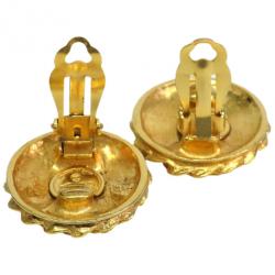 مملوكة مسبقًا حلق شانيل كلاسيكي مادموزيل مطلي ذهب