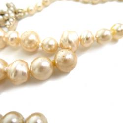 مملوكة مسبقًا Chanel Pearl Multistrand Lariat Necklace