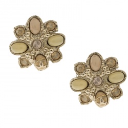 مملوكة مسبقًا أقراط شانيل CC إيناميل مورد متعدد الألوان ذهبية اللون بمشابك