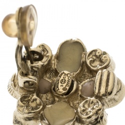 مملوكة مسبقًا أقراط شانيل CC إيناميل مورد متعدد الألوان ذهبية اللون  بمشابك