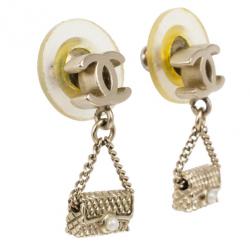 مملوكة مسبقًا Chanel CC Logo Mini Bag Drop Earrings